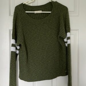 Olive green long sleeve sweater from hollister size medium
